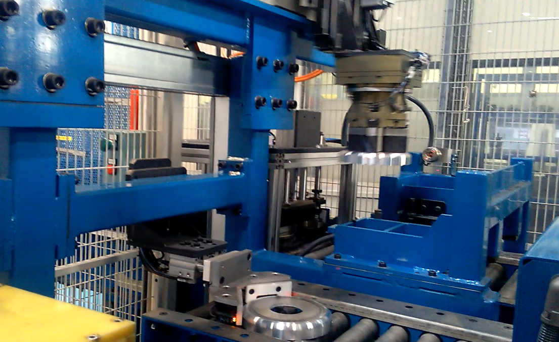 Fully automated machining line for brake disc